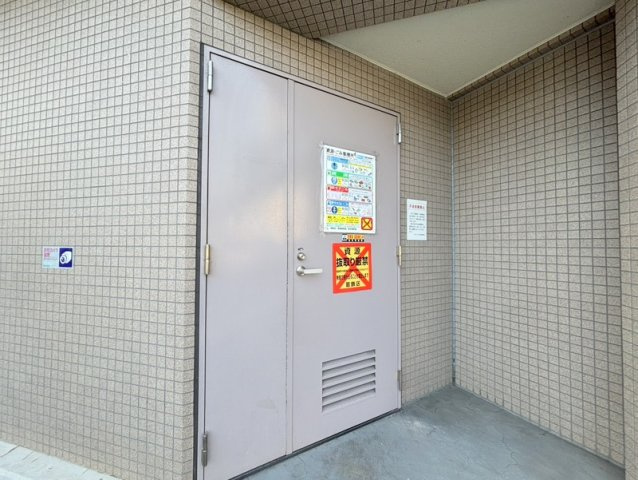 ベルシャトゥ金町のその他共用部分|共用部・ゴミ置き場
