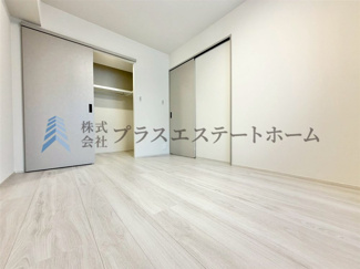 【洋室】 | 中山手コーポ | リノベーションで付加価値をプラスし、ただの『住まい』ではなく『癒しのある空間』 に仕上がっております