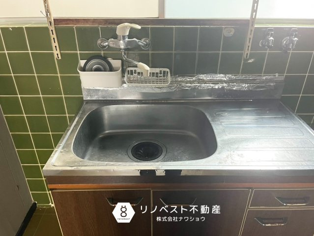 東大阪市横小路町5丁目のキッチン|【リノベスト不動産】女性スタッフ・男性スタッフ共に活躍中！
