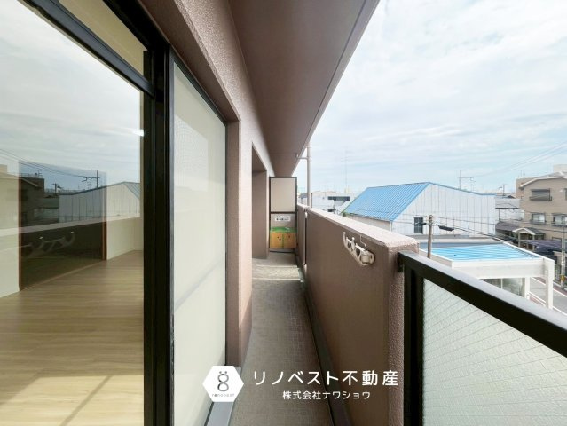 サンメゾン若江岩田のバルコニー|【リノベスト不動産】テナント（事業用）物件のご紹介も可能です。事務所移転・新規開業等お気軽にご相談ください♪
