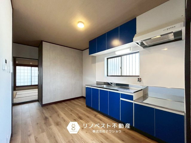 東大阪市玉串元町2丁目のキッチン|コンパクトなDKのため家事導線が短くなり家事がラクになります♪
