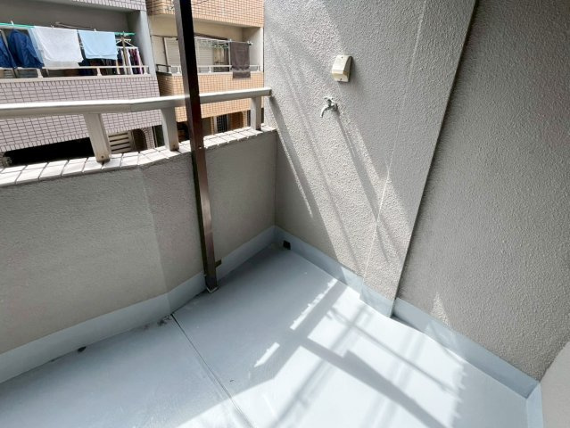 東大阪市末広町のバルコニー|【リノベスト不動産】東大阪市・生野区・東成区での物件探しは弊社にお任せください！
