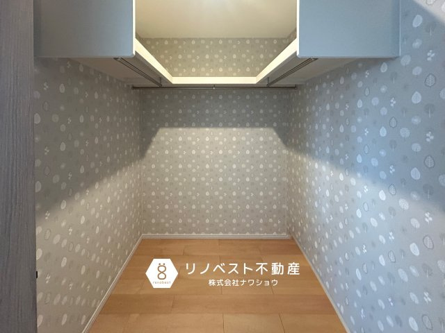 東大阪市中小阪1丁目の収納|お洋服が多い方でも安心！洋服選びがワクワクするWIC！