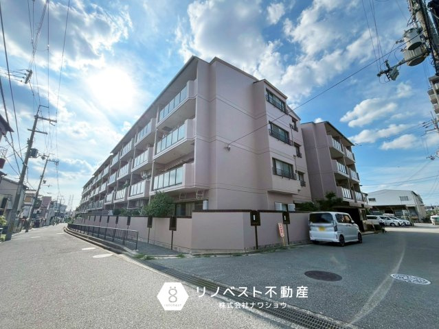 正起瓢箪山第二ハイツの外観|令和8年6月27日室内リフォーム完成！
新婚・単身様におすすめです♪万代鷹殿店まで徒歩約3分♪