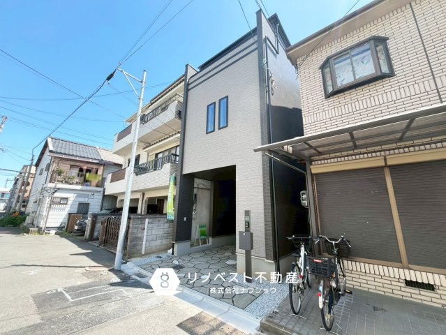 東大阪市荒川2丁目の外観|【リノベスト不動産】弊社は近鉄大阪線・奈良線『布施』駅から徒歩2分の場所にございます♪