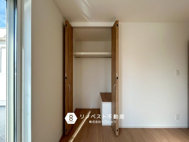 東大阪市豊浦町の収納|各居室にクローゼットがあるのでスッキリとしたお部屋造りができそうですね！