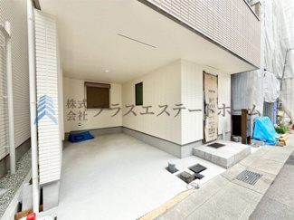 【駐車場】 | 長田区松野通3丁目5号地　新築戸建 | 【同社施工事例】駐車場も広々です♪ハイルーフ車もOKです♪