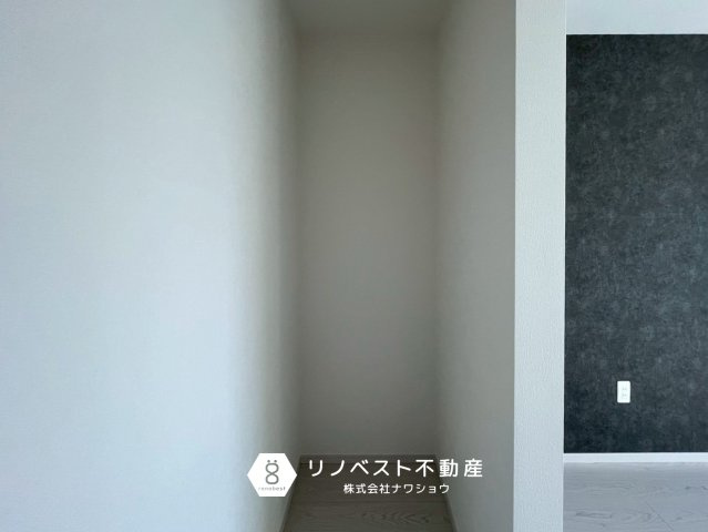 東大阪市玉串町西１丁目の収納|家電の収納などに便利なウォークインクローゼット。