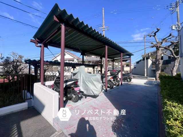 ハイタウン石切F棟の駐輪場|【リノベスト不動産】弊社では売却のご相談も受付中！まずは一度ご相談ください♪
