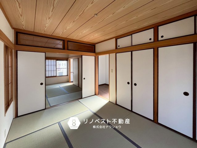 東大阪市加納1丁目の和室|引き戸を開けて続き間としてどうぞ♪
収納も大容量ですので、布団や洋服の収納もバッチリ◎