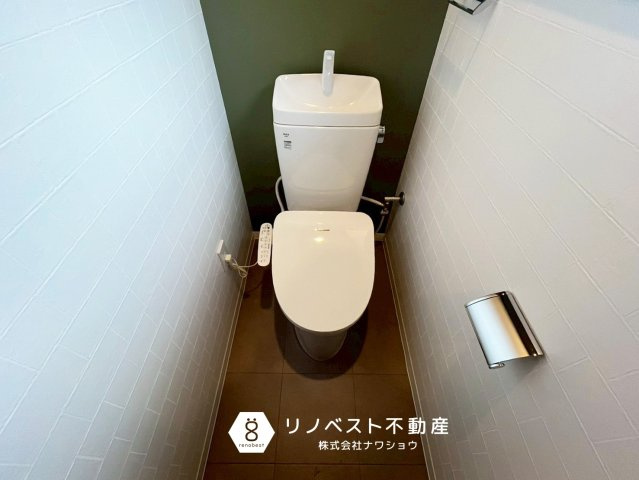 東成区大今里3丁目のトイレ|洗浄機能付きトイレ。
1・2階にトイレがございますので、朝一でも混雑の心配がありません◎