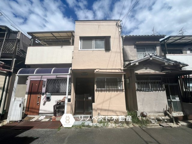 東大阪市南上小阪の外観|住宅街に立地する中古戸建です♪