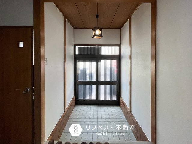 東大阪市大蓮東2丁目の玄関|【リノベスト不動産】リフォーム・リノベーションのご相談も承ります♪
