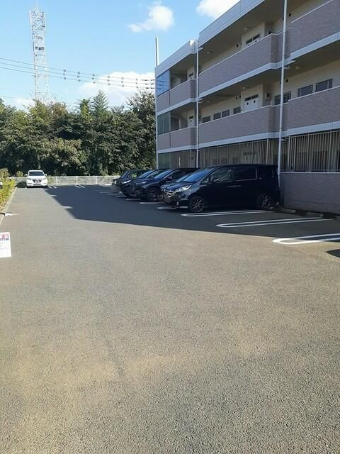 Ｃｅｎｔｕｒｙ　Ｈｉｌｌｓの駐車場