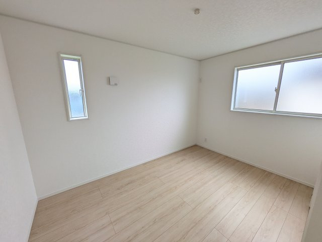ひたちなか市津田　第3　新築戸建て　2号棟の洋室