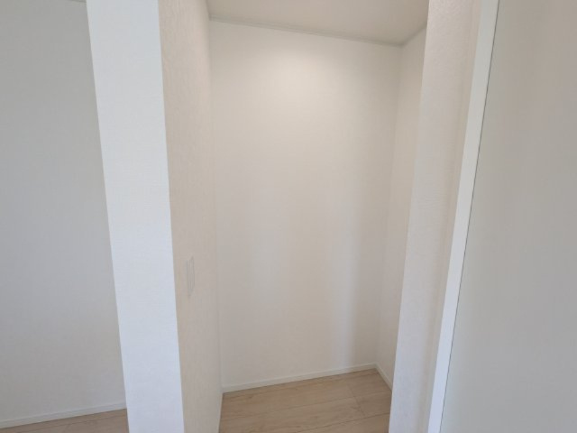 ひたちなか市津田　第3　新築戸建て　2号棟のキッチン|人気のパントリー♪