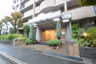 Plumber塚口（旧：GROOVE塚口）の外観