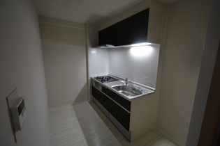 Plumber塚口（旧：GROOVE塚口）のキッチン