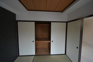 Plumber塚口（旧：GROOVE塚口）の収納