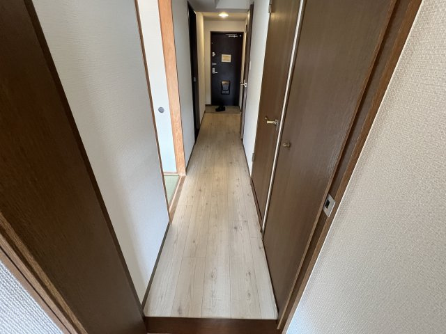 シティプラザ深江北町の玄関