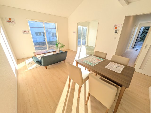 那珂市中台　第2　新築戸建て　の居間・リビング