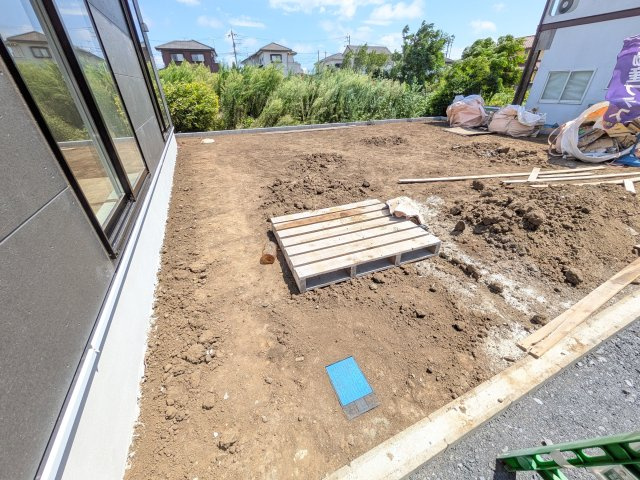 那珂市中台　第2　新築戸建て　の庭|日当たりや広さを現地で体感してください。理想のガーデニングや家庭菜園を始めてみませんか。