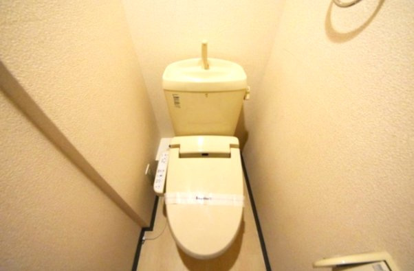 練馬区貫井３丁目のアパートのトイレ