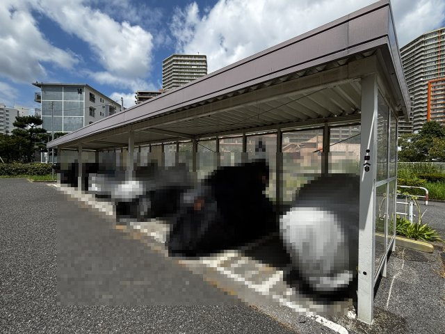 バイク置き場です