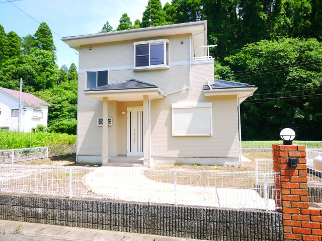 山武市木原　中古戸建の外観|内外装リフォーム済み令和8年6月 敷地約102坪 ２LDK平成17年11月築 システムキッチン新品