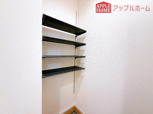 [新築住宅] 坂戸市伊豆の山町 7期 全2棟の収納|土間収納あります♪