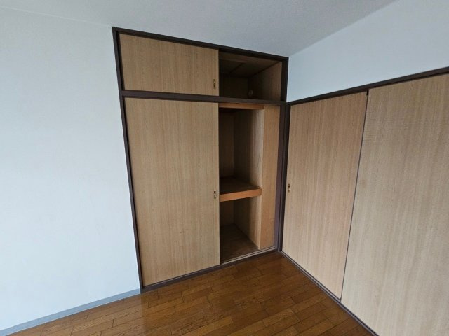 芦屋市清水町の賃貸マンションの収納