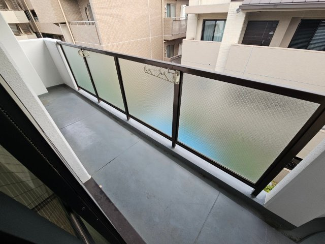 芦屋市清水町の賃貸マンションのバルコニー