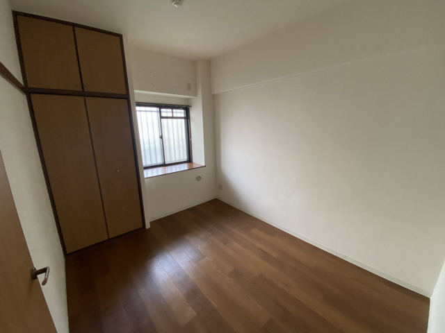 芦屋市清水町の賃貸マンションの居間・リビング