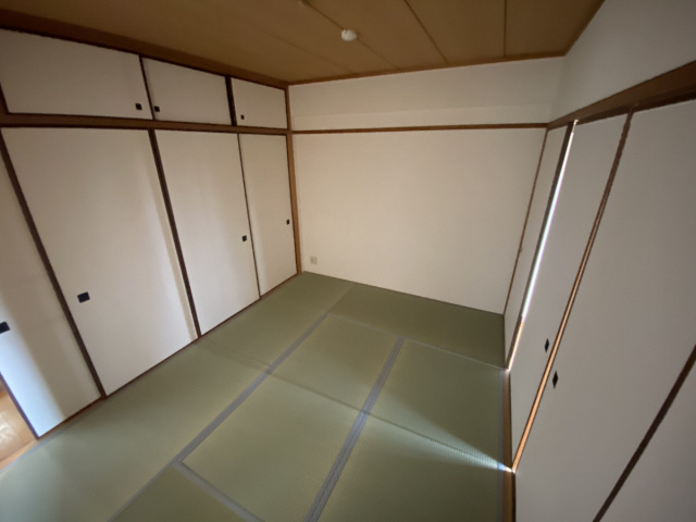 芦屋市清水町の賃貸マンションの居間・リビング