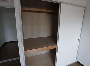 神戸市東灘区深江北町３丁目の賃貸マンションの収納