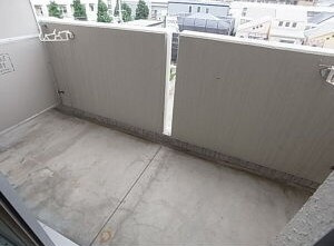 神戸市東灘区深江北町３丁目の賃貸マンションのバルコニー
