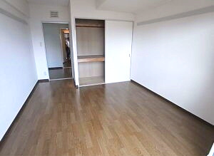 神戸市東灘区深江北町３丁目の賃貸マンションの居間・リビング