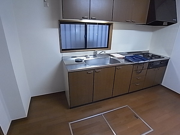 神戸市東灘区森南町３丁目の賃貸マンションのキッチン