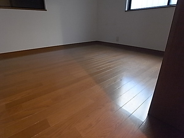 神戸市東灘区森南町３丁目の賃貸マンションの居間・リビング