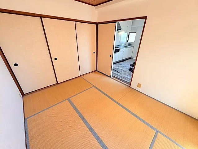 神戸市東灘区甲南町４丁目の賃貸マンションの居間・リビング