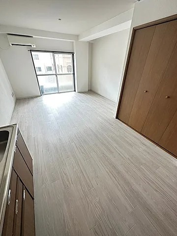 神戸市中央区山本通３丁目の賃貸マンションの居間・リビング