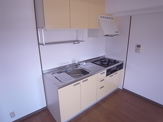 神戸市東灘区田中町２丁目の賃貸マンションのキッチン