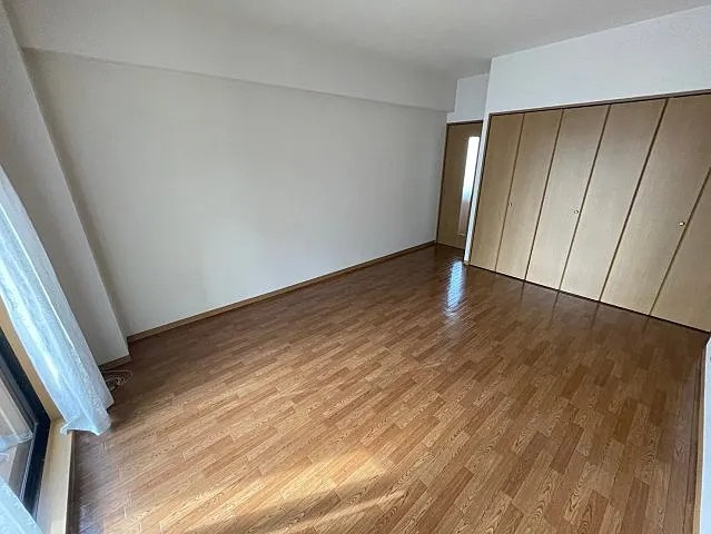 芦屋市大桝町の賃貸マンションの居間・リビング