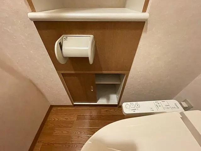 芦屋市大桝町の賃貸マンションのトイレ