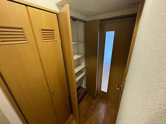 芦屋市大桝町の賃貸マンションの玄関