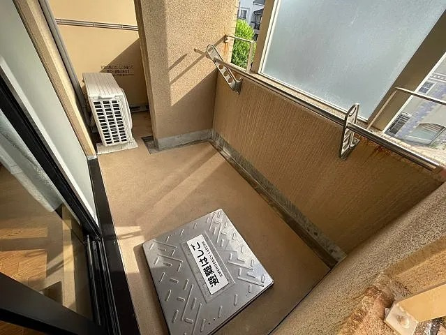 芦屋市大桝町の賃貸マンションのバルコニー