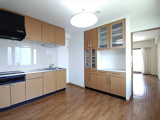 芦屋市大桝町の賃貸マンションの居間・リビング