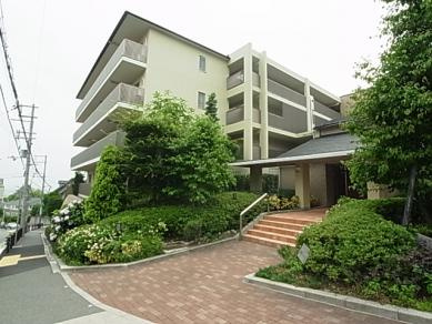 神戸市東灘区鴨子ケ原３丁目の賃貸マンションの外観