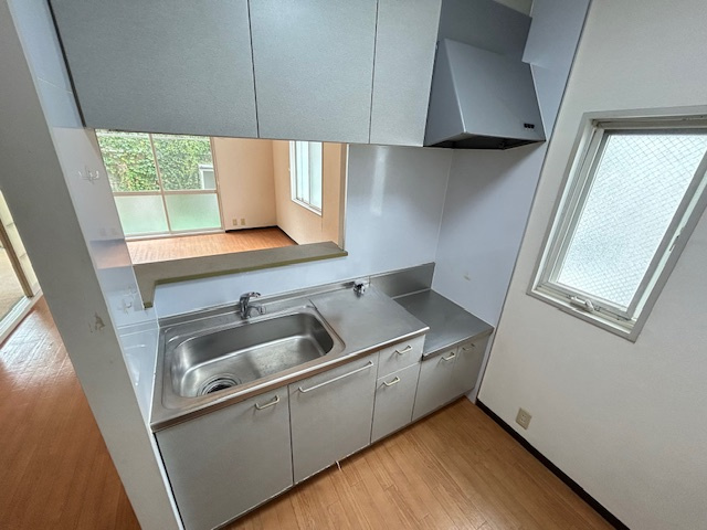 芦屋市松浜町の賃貸マンションのキッチン