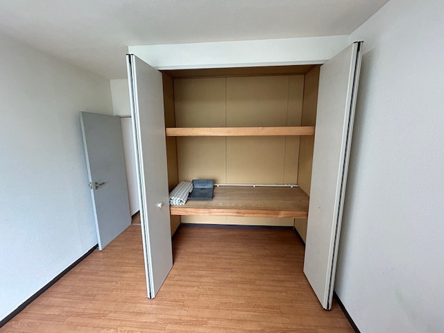 芦屋市松浜町の賃貸マンションの収納